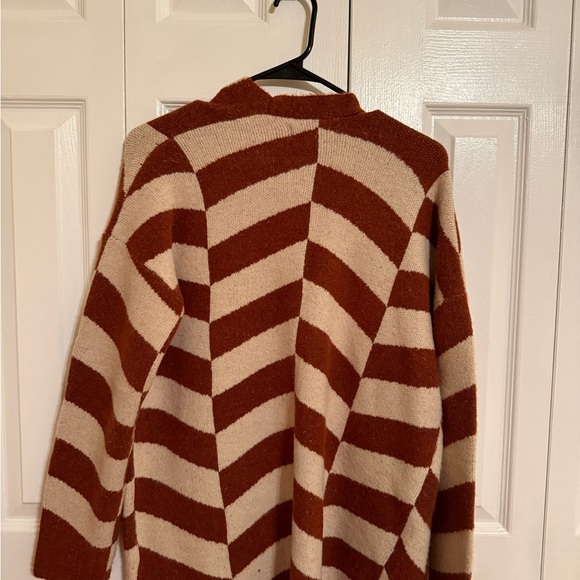 Forever 21 Brown and Cream Striped Cardigan - Picture 2 of 3